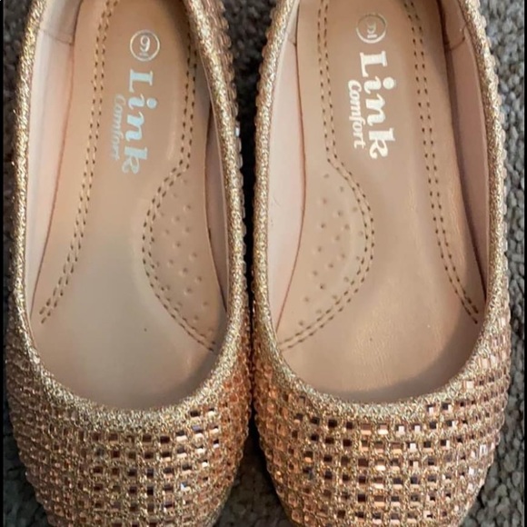 Toddler 9T flats - Picture 3 of 4